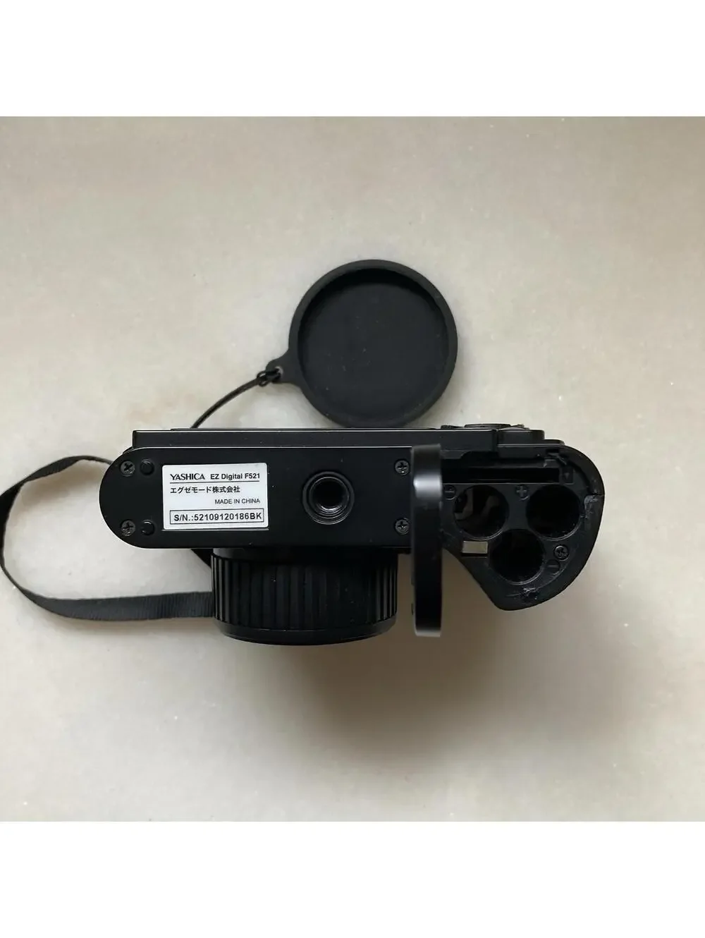 Working Rare Yashica Digital Camera F521 Rare Works But Defective Battery Cover